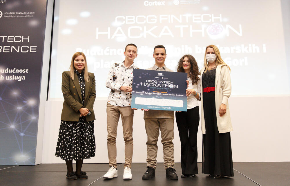 Završen prvi CBCG FinTech Hackaton: prva nagrada za „Budućnost“