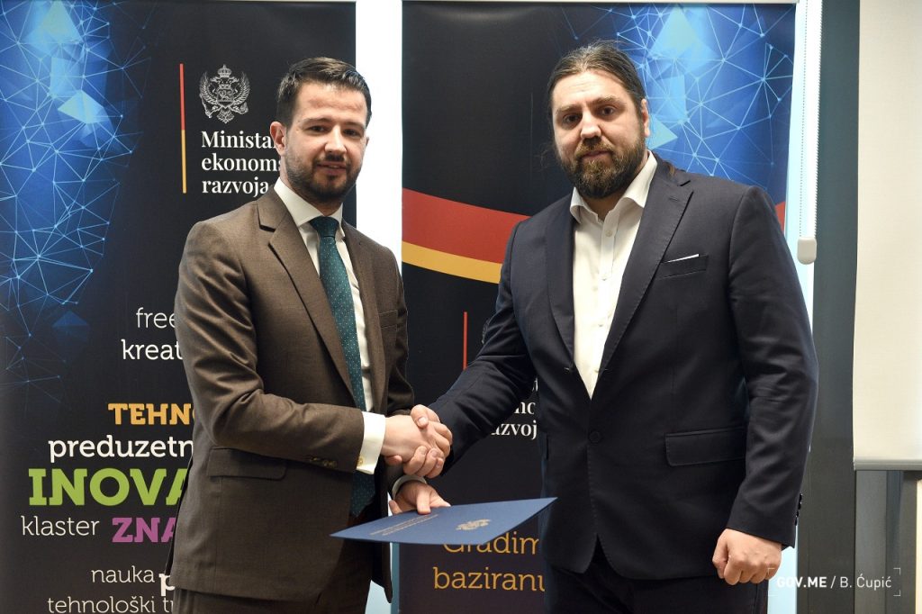 An additional 200 thousand euros to support the development of the IT industry